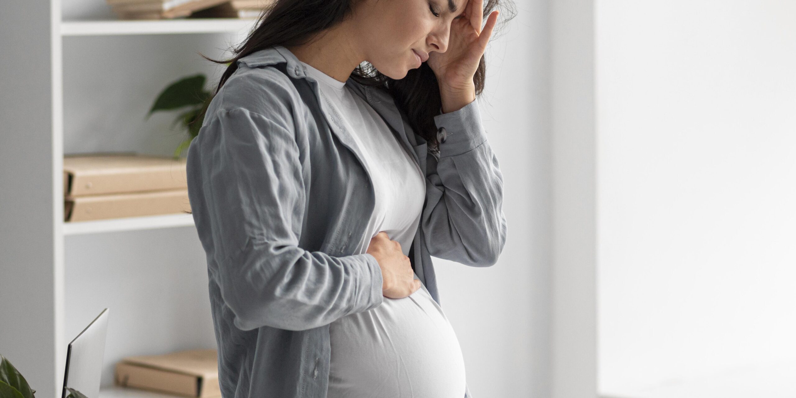 Ibu mengandung muntah-muntah Pregnant mommy muntah-muntah