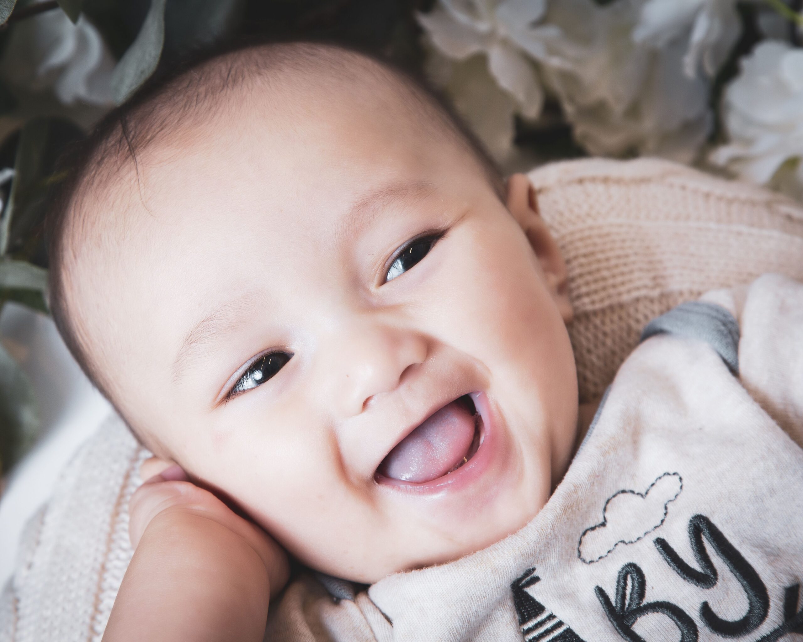 happy baby vaccine MR measles rubella