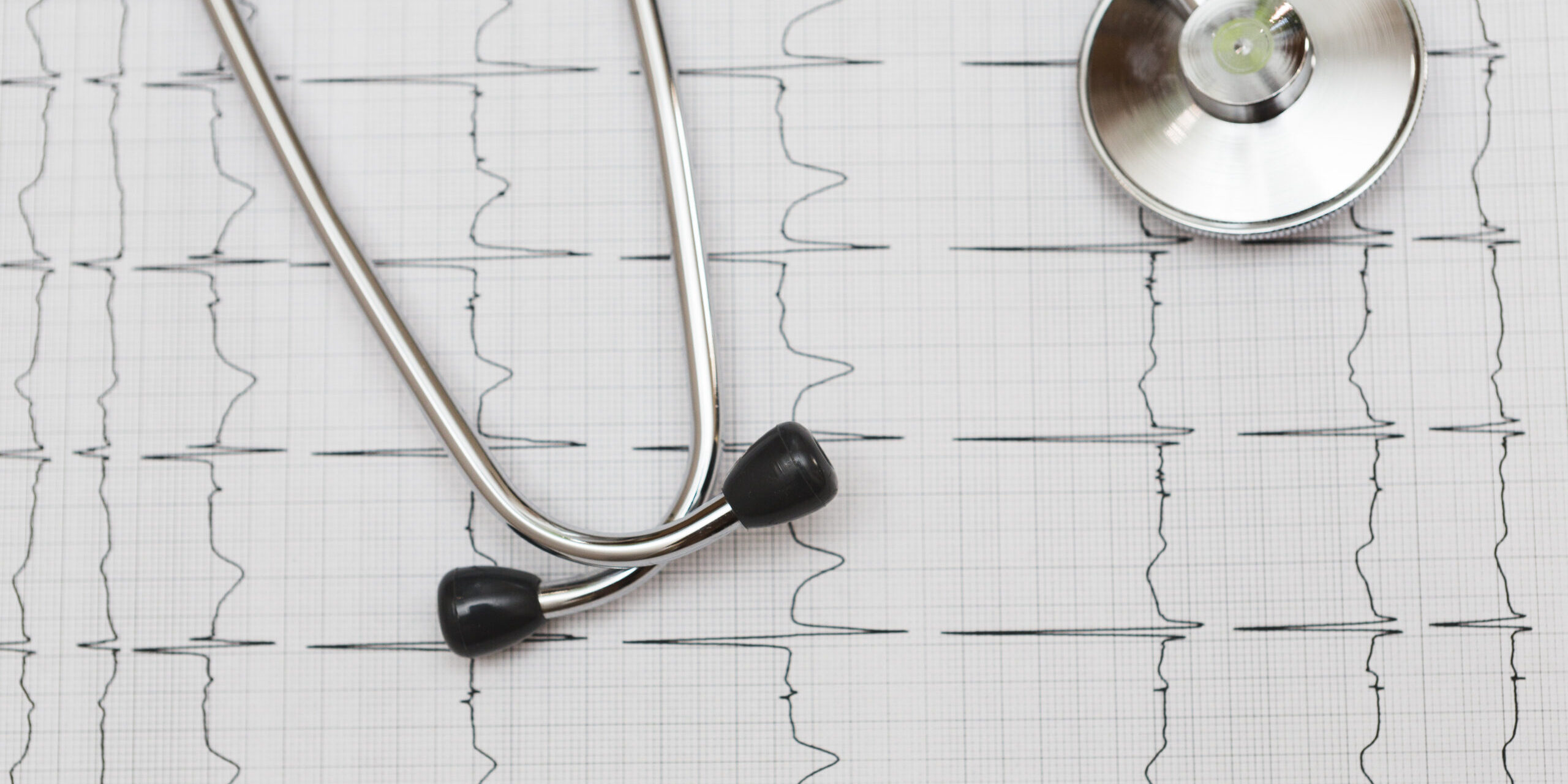 buat ujian ECG check jantung buat ujian ECG check jantung
