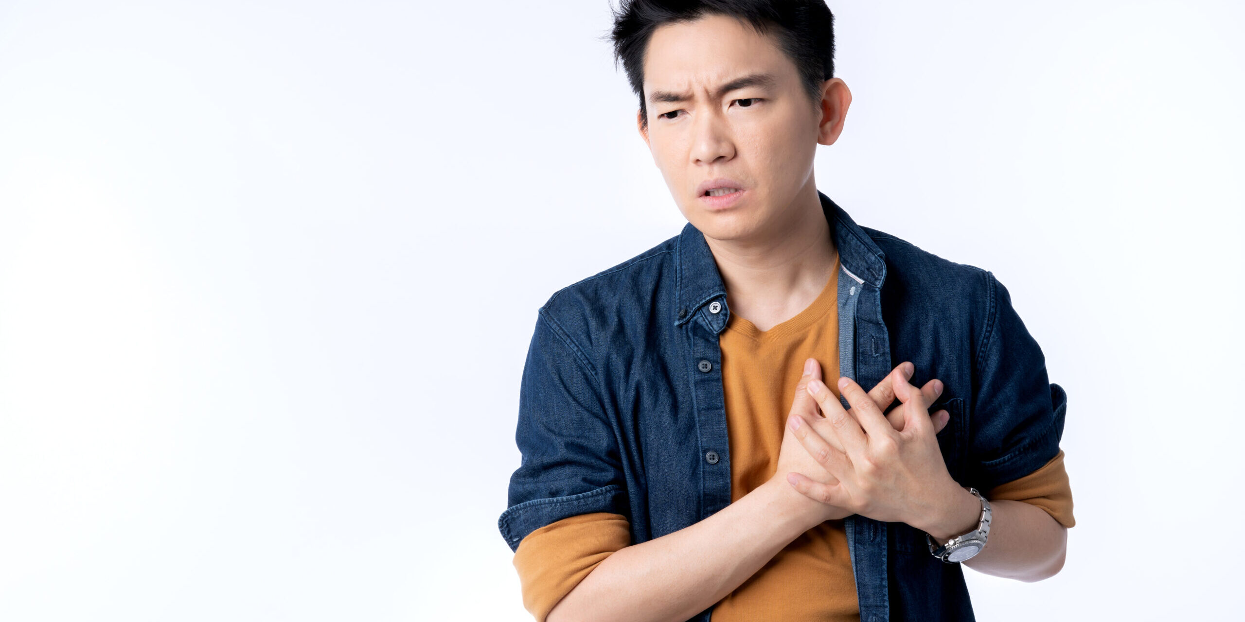 sakit dada sakit jantung